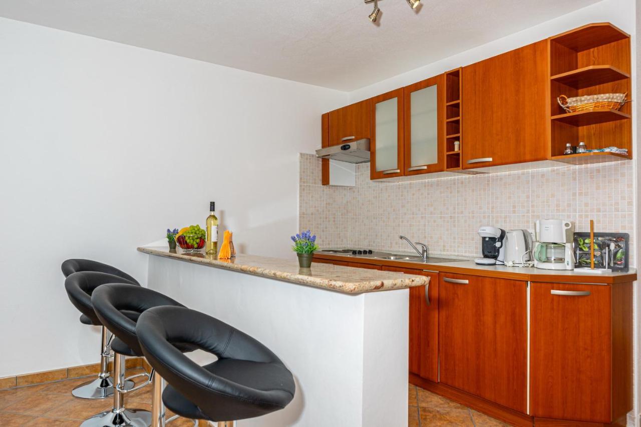 Apartments Lacic 2 Crikvenica Extérieur photo