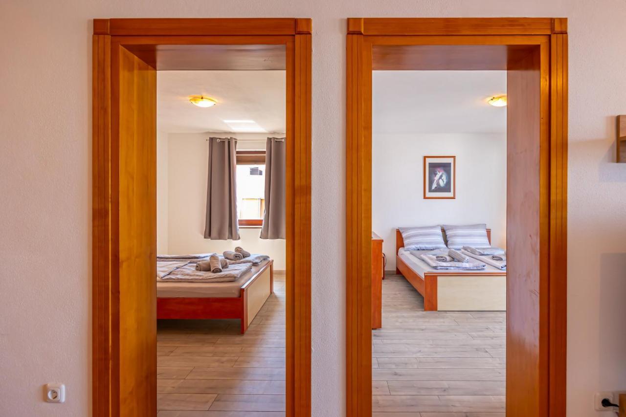 Apartments Lacic 2 Crikvenica Extérieur photo