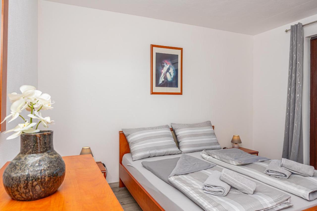 Apartments Lacic 2 Crikvenica Extérieur photo